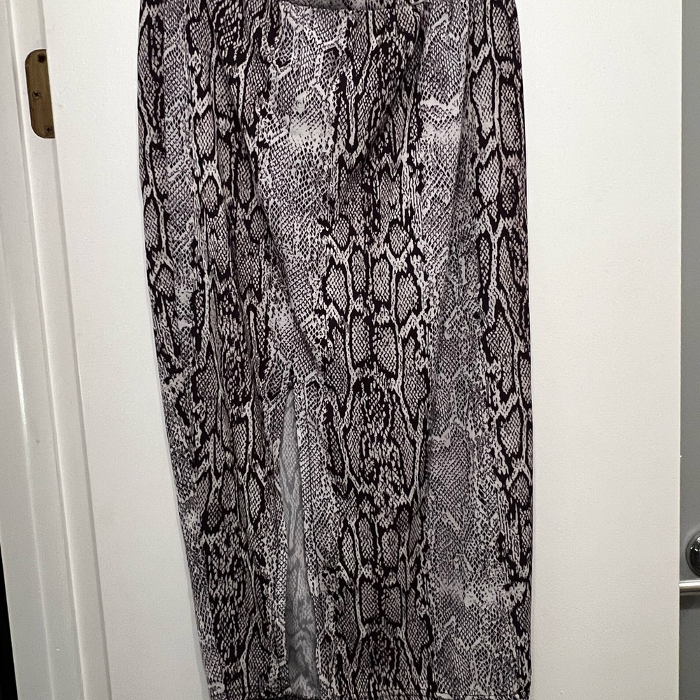 Snakeskin Print skirt